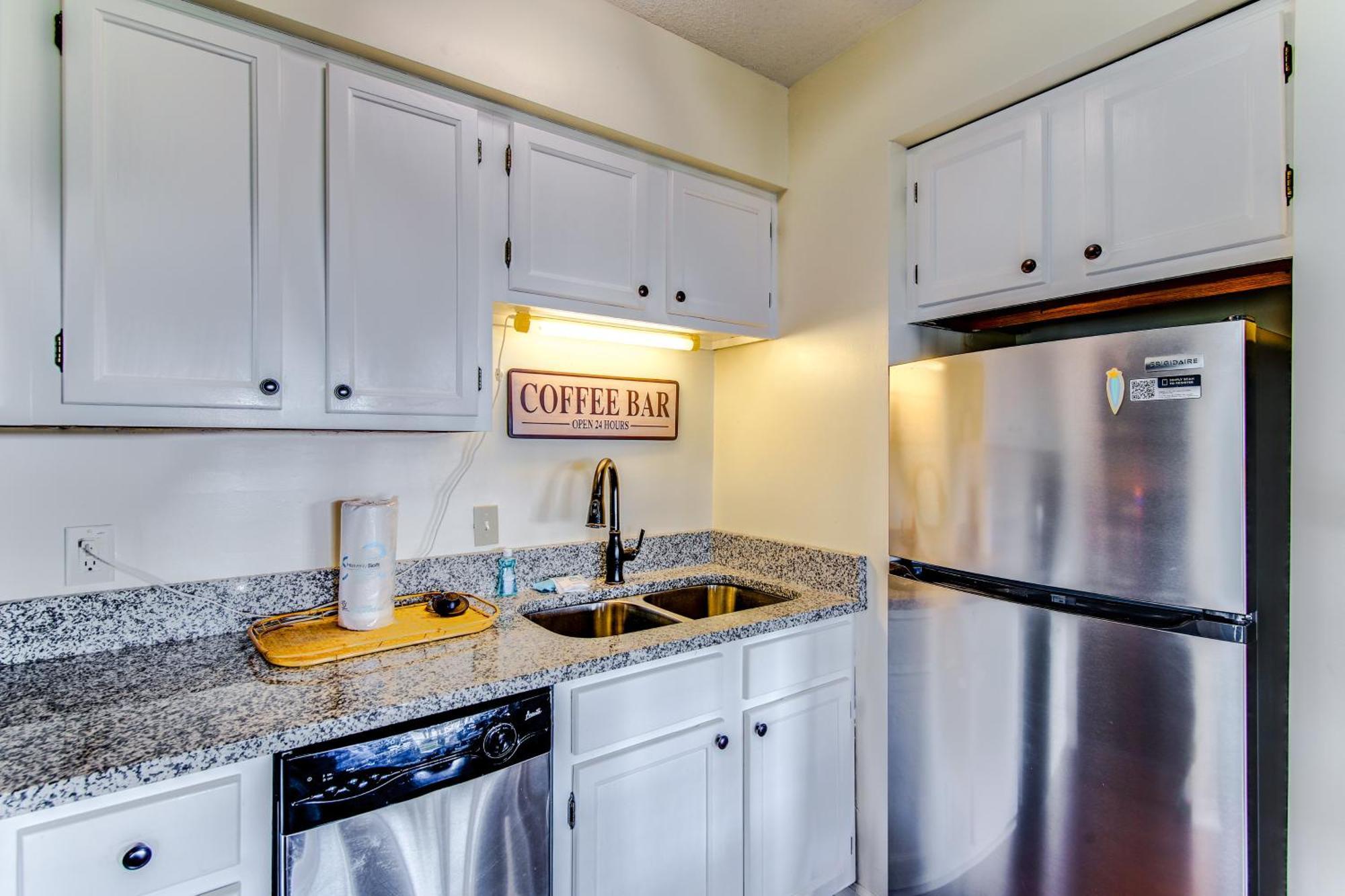 Gatlinburg Mountaintop Condo With Balcony And Views! Exteriör bild