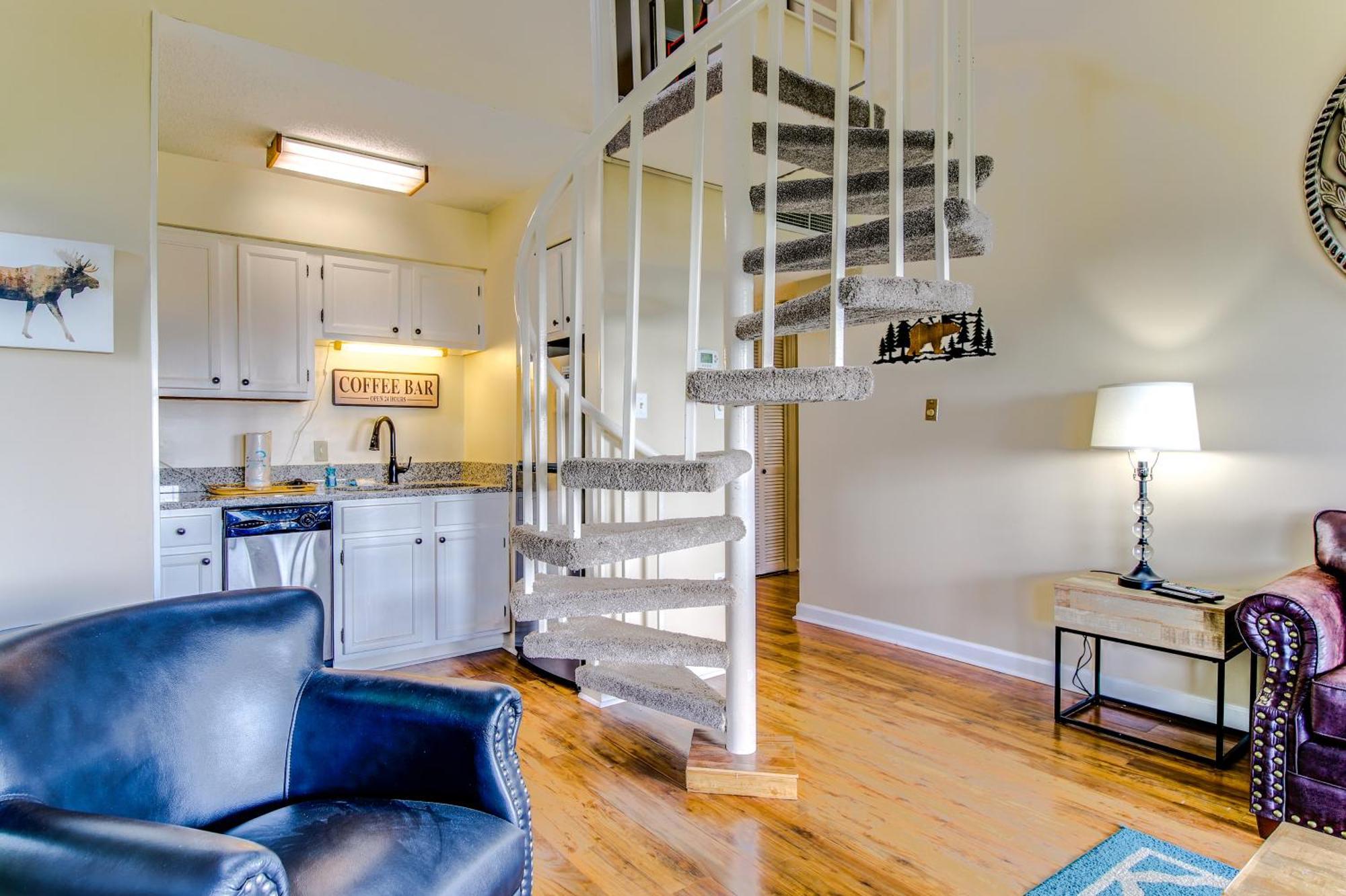 Gatlinburg Mountaintop Condo With Balcony And Views! Exteriör bild