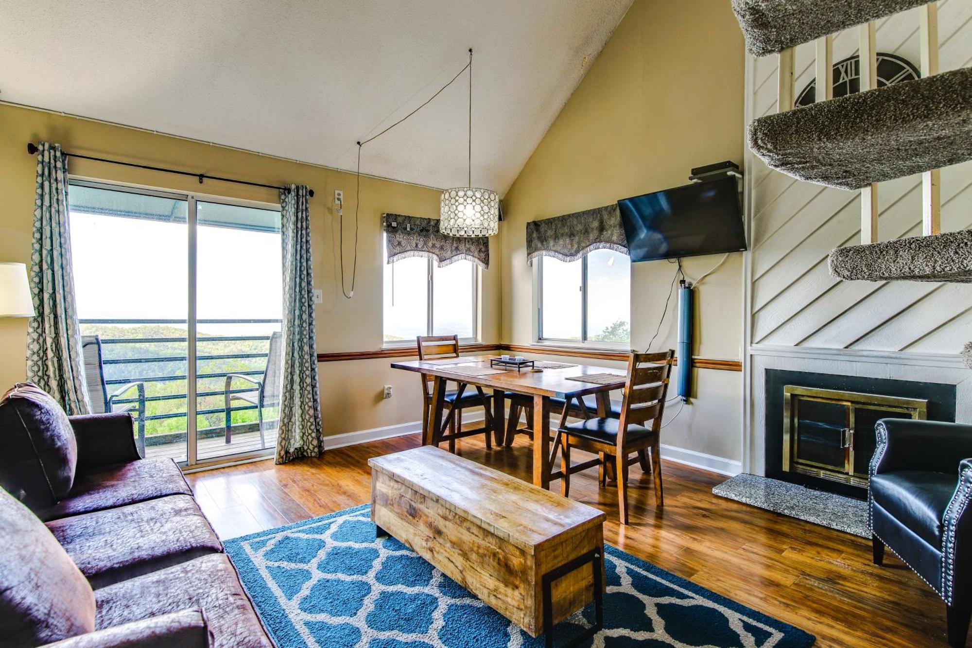 Gatlinburg Mountaintop Condo With Balcony And Views! Exteriör bild