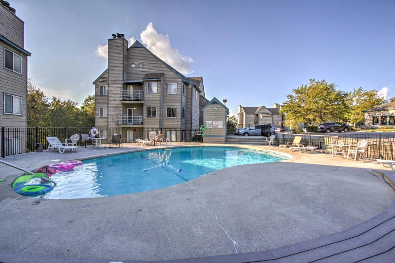 Gatlinburg Mountaintop Condo With Balcony And Views! Exteriör bild